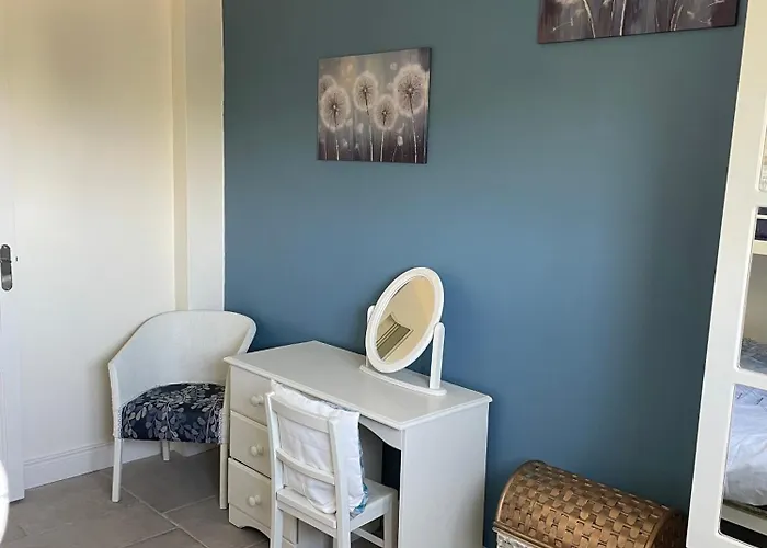 Family And Pet Friendly Farm 度假居 *